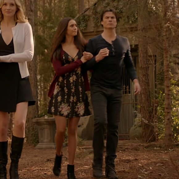 Alice + Olivia Alves Floral Dress ASO Elena Gilbert - Picture 9 of 10